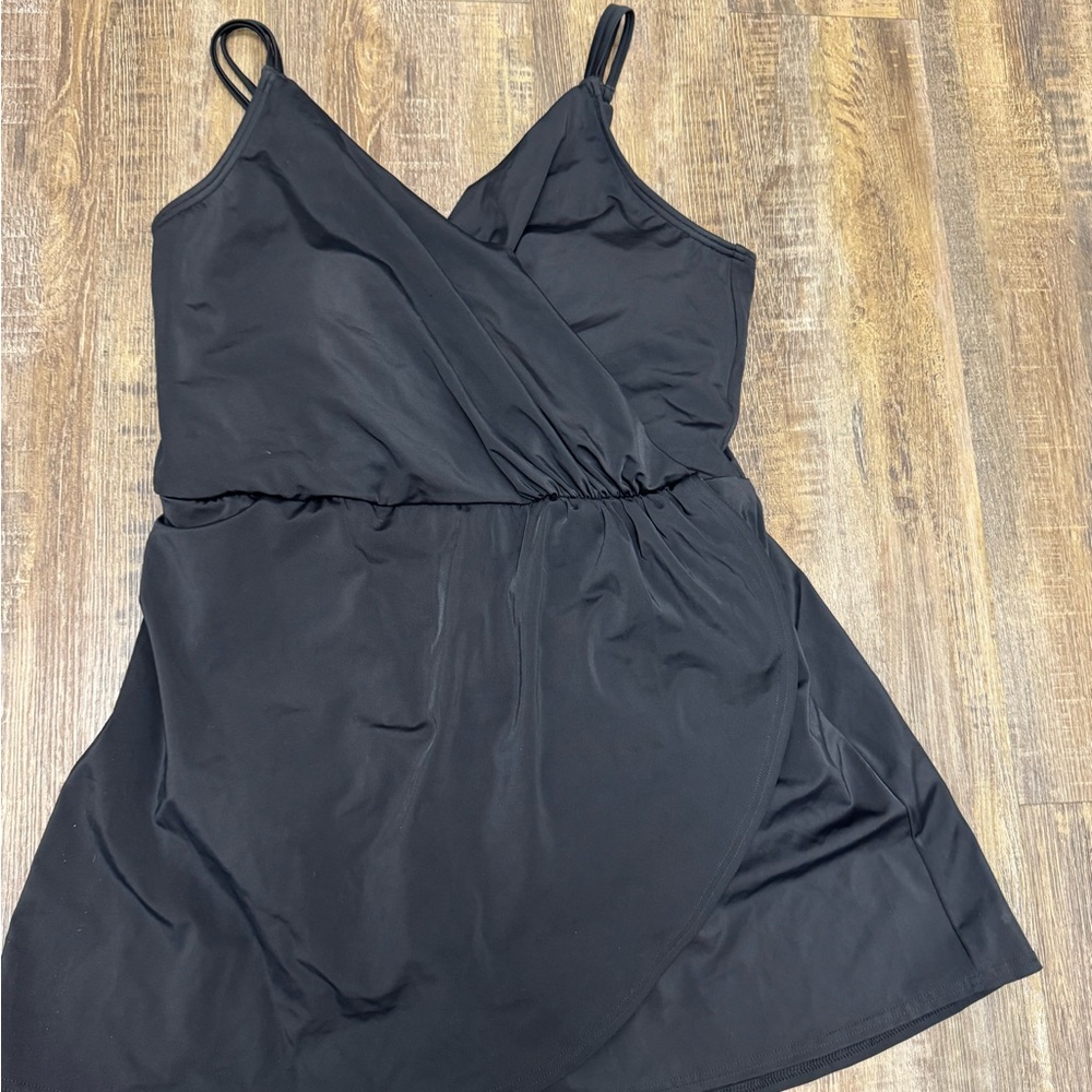 Land’s End Black Tulip Wrap Swimsuit Dress V Neck Beach Summer Adjustable Straps